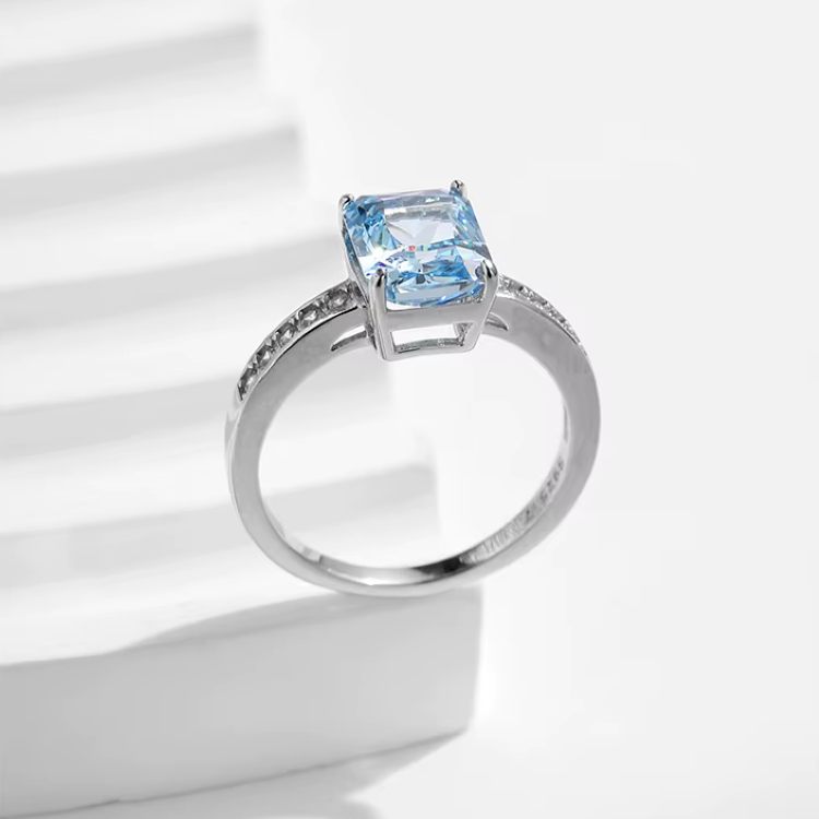 Exquisite 925 Sterling Silver 3CT Crushed Ice Cut Blue Zirconia Luxury Ring - Image 5