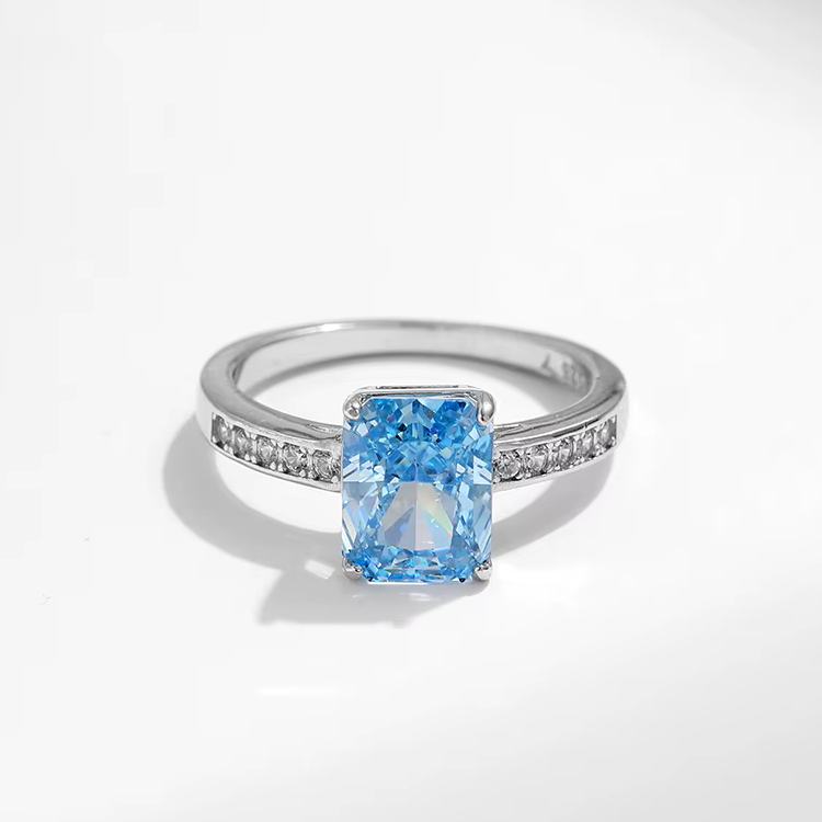 Exquisite 925 Sterling Silver 3CT Crushed Ice Cut Blue Zirconia Luxury Ring