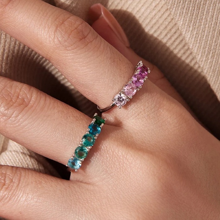 18K 925 Sterling Silver Transparent 5-Stone Gradient Eternity Ring (Size 6-8) - Image 7