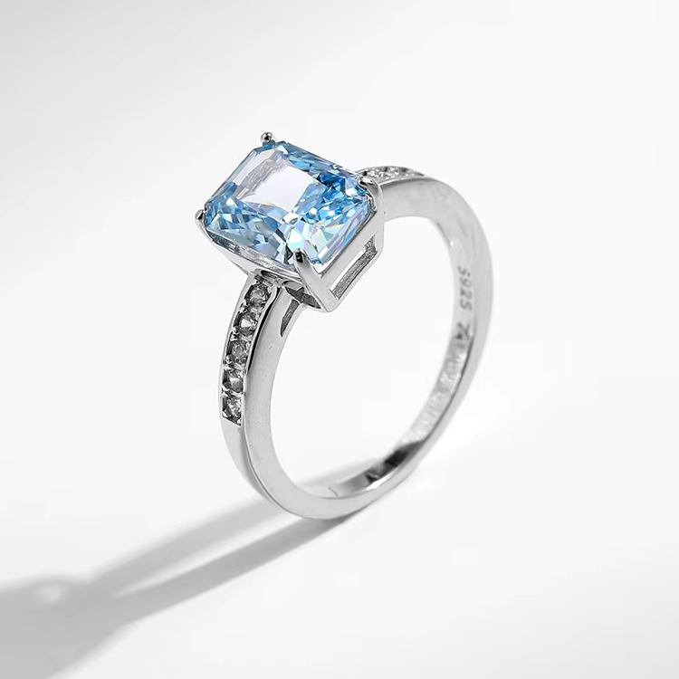 Exquisite 925 Sterling Silver 3CT Crushed Ice Cut Blue Zirconia Luxury Ring - Image 3