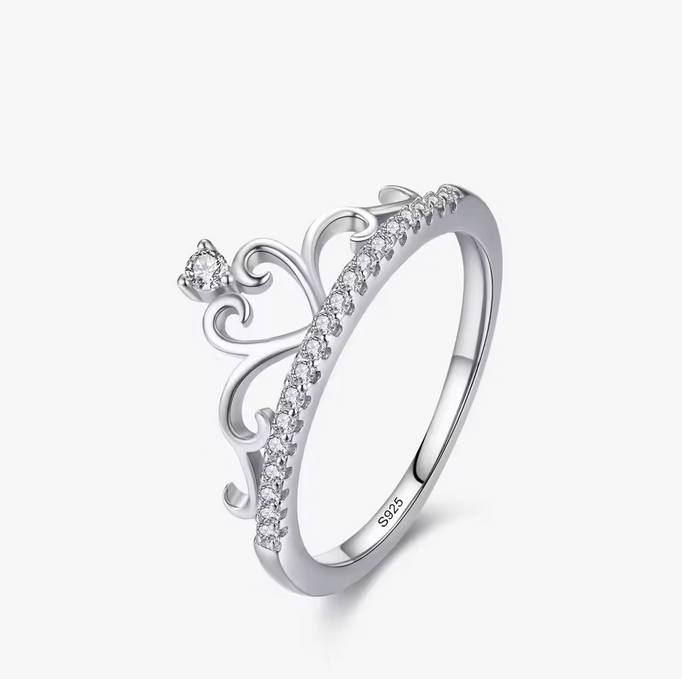 Luxury 925 Sterling Silver Exquisite A+ Zirconia Crown Ring (Size 5-9)