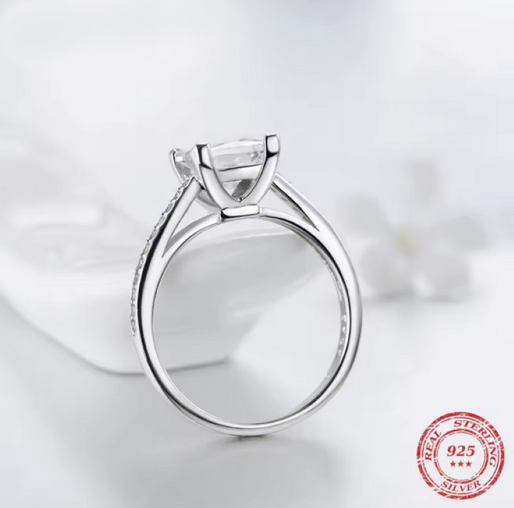 Luxurious 925 Sterling Silver 2CT Sparkling Zirconia Princess Cut Ring (Size 5-9) - Image 4