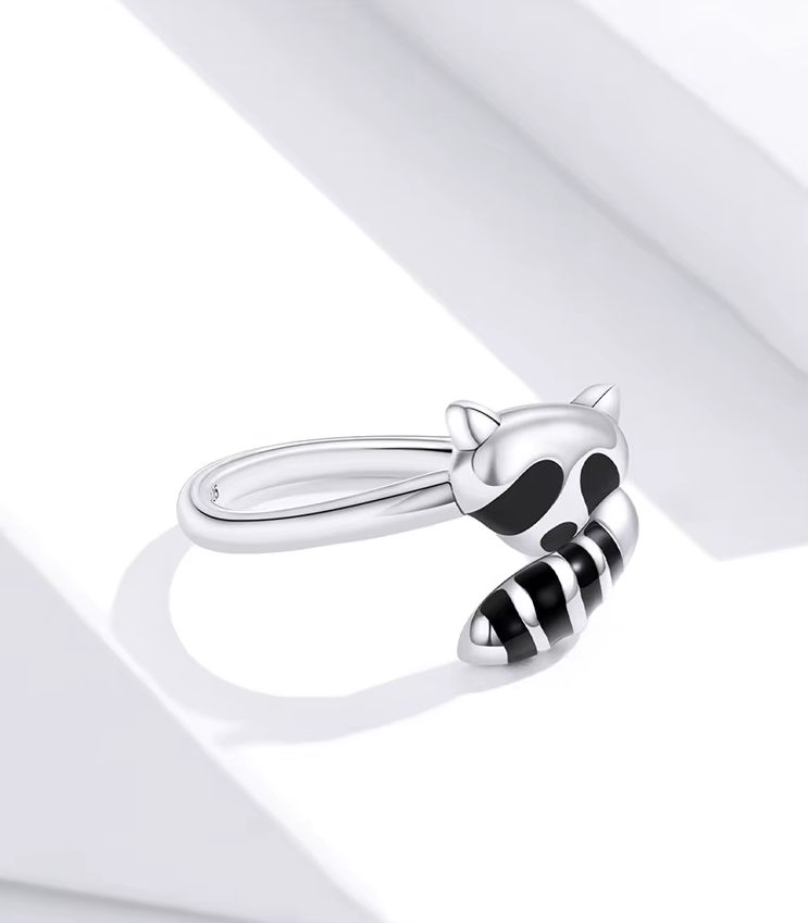 Classic 925 Sterling Silver Black Enamel Sly Raccoon Adjustable Ring - Image 5