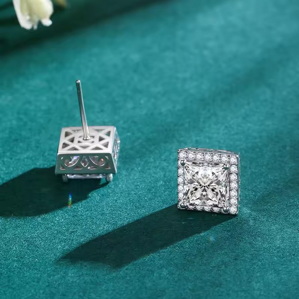 Classic 925 Sterling Silver Princess Cut Square Zirconia Stud Earrings - Image 3