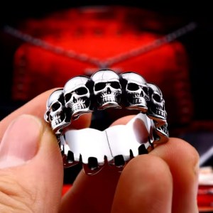 Men's Quality Stainless Steel Personality Wrap Skull Retro Ring (Size 9-13)