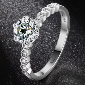 Exquisite 925 Sterling Silver 1CT Full Moissanite Honeycomb Design Ring (Size 4-10)
