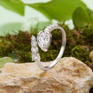 18K 925 Sterling Silver 1.5CT Pear-Cut Moissanite Snake Design Adjustable Ring (Size 7-8)